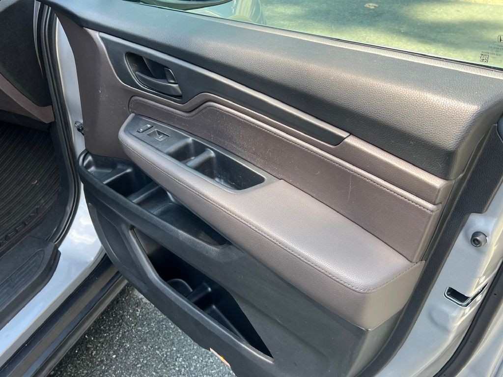 2018 Honda Odyssey Image 15