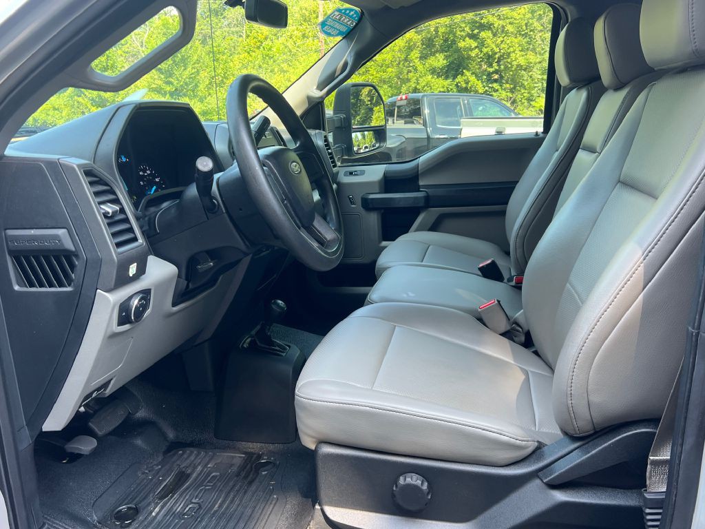2017 Ford F-250 Image 9