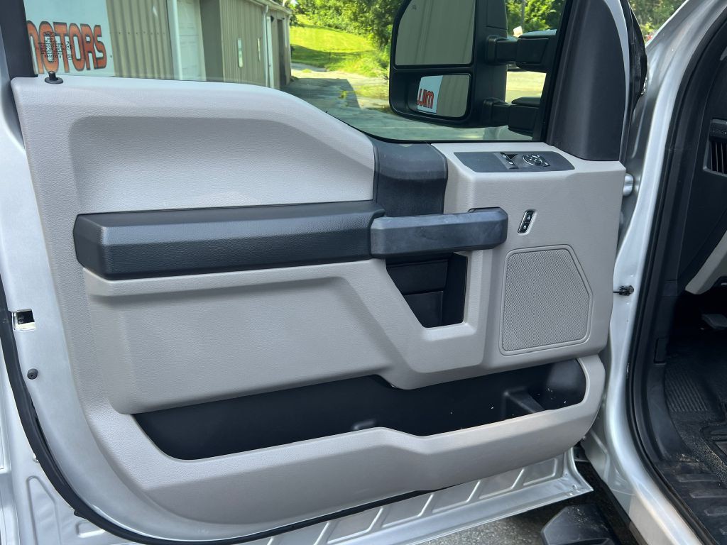 2017 Ford F-250 Image 12