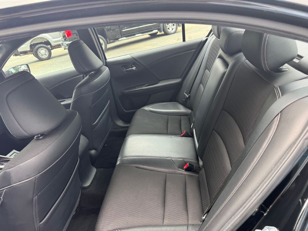 2016 Honda Accord Image 10