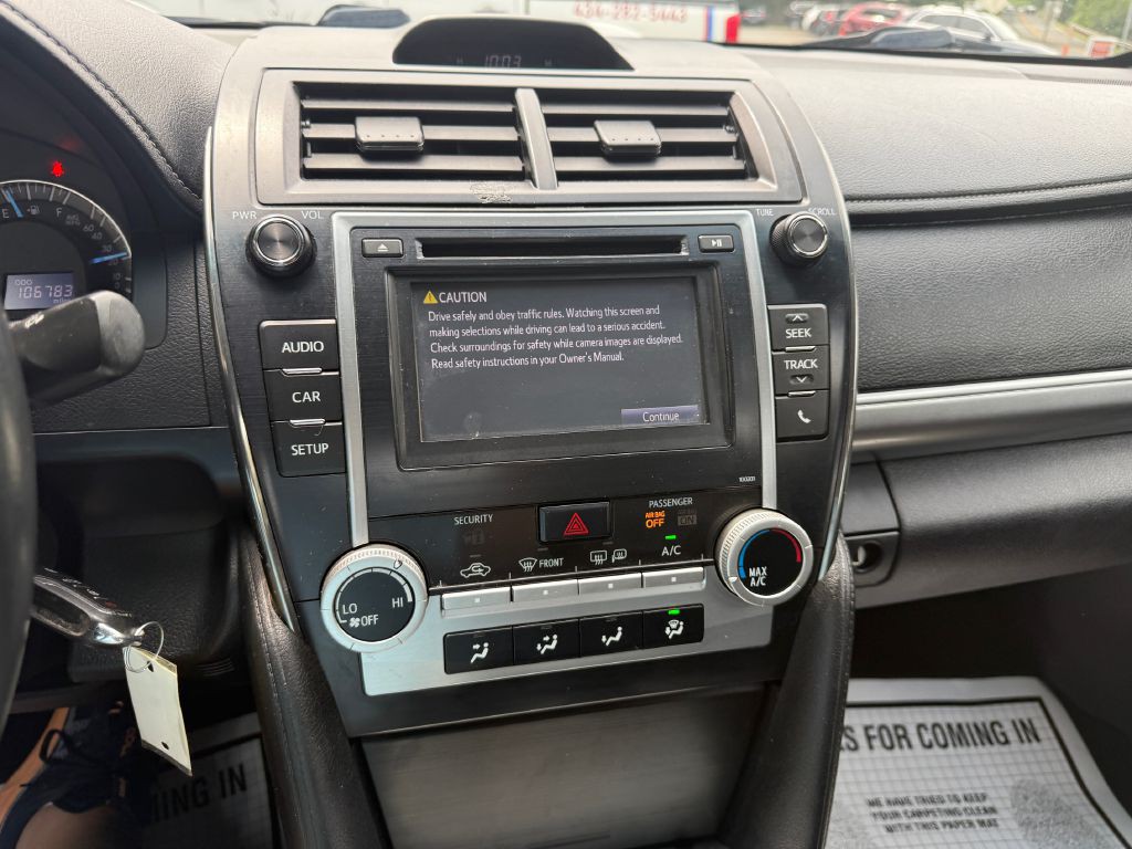 2014 Toyota Camry Image 6