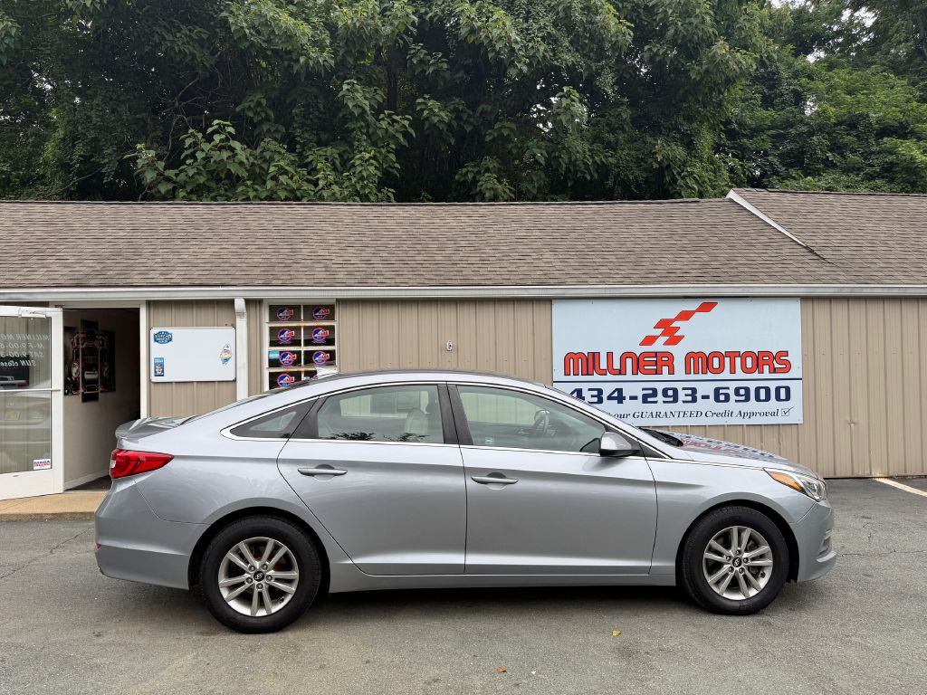 2015 Hyundai Sonata Image 1