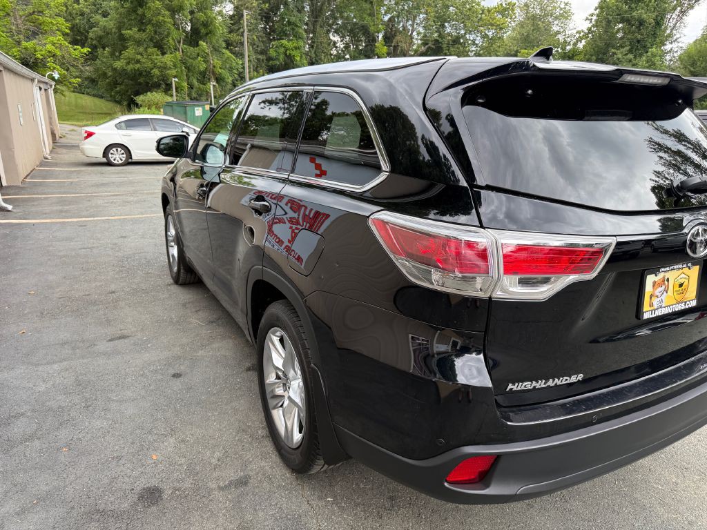 2016 Toyota Highlander Image 6