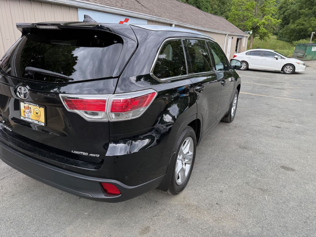 2016 Toyota Highlander Image 9