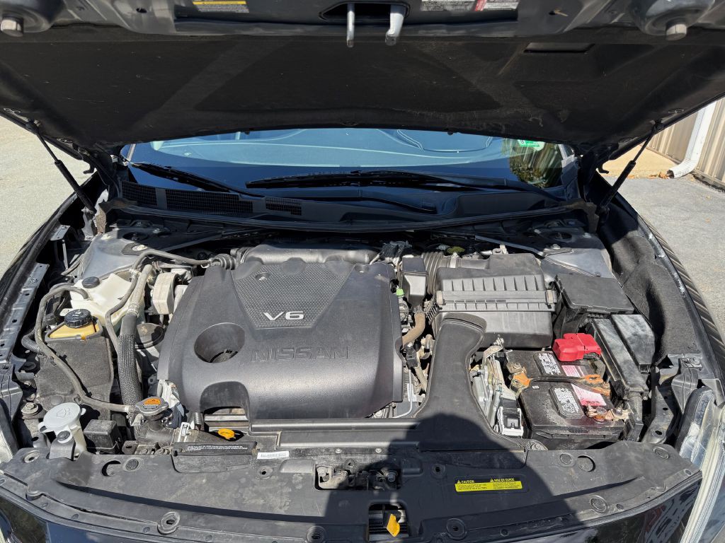 2017 Nissan Maxima Image 22
