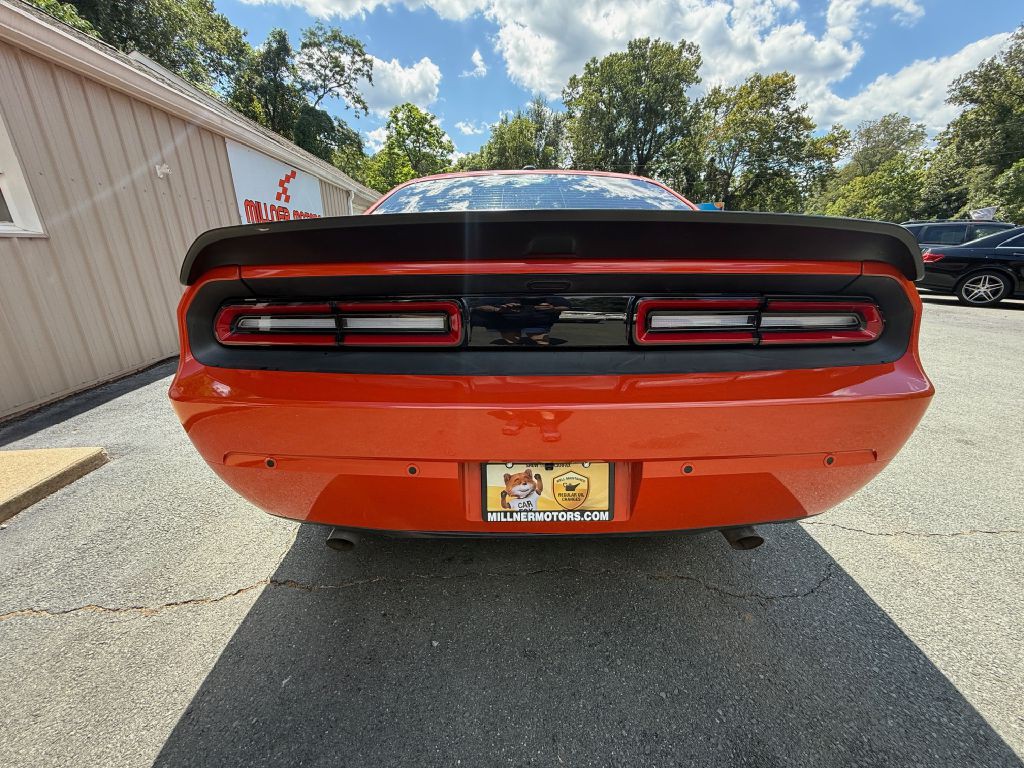 2013 Dodge Challenger Image 6