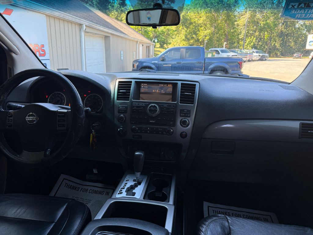 2010 Nissan Armada Image 11