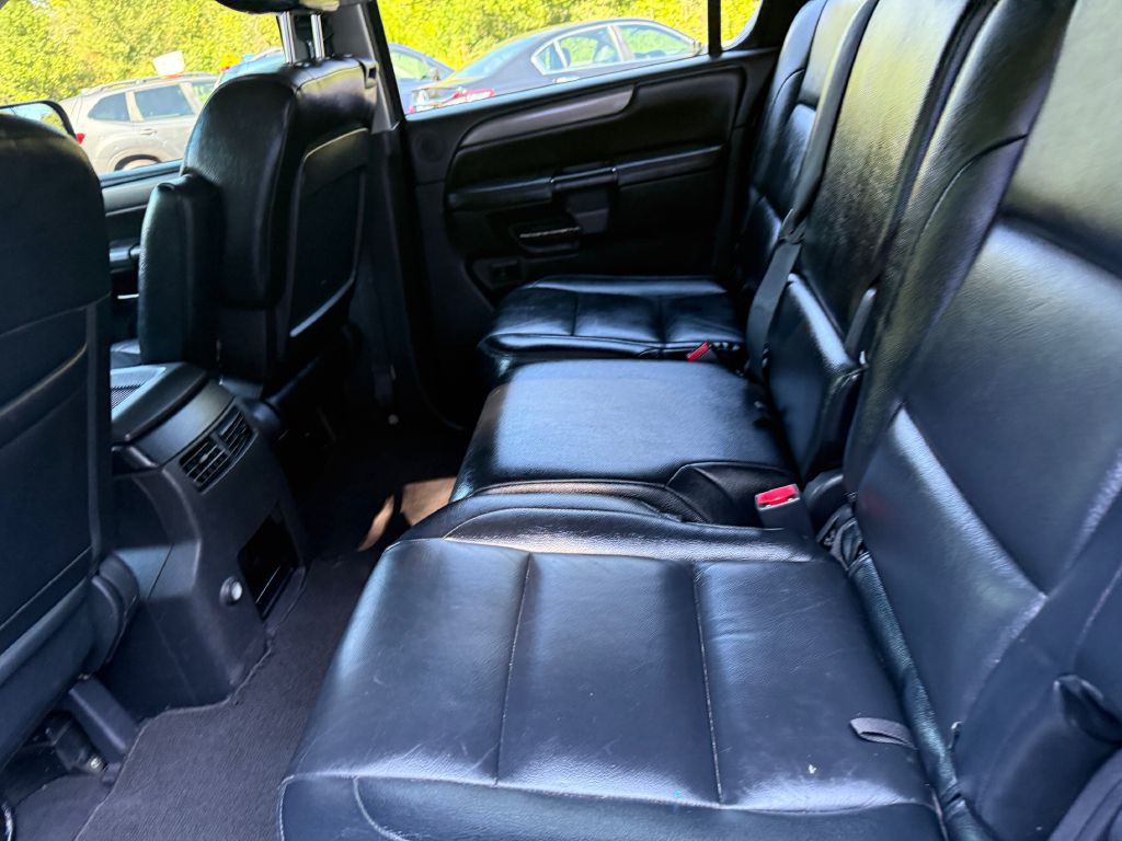 2010 Nissan Armada Image 14