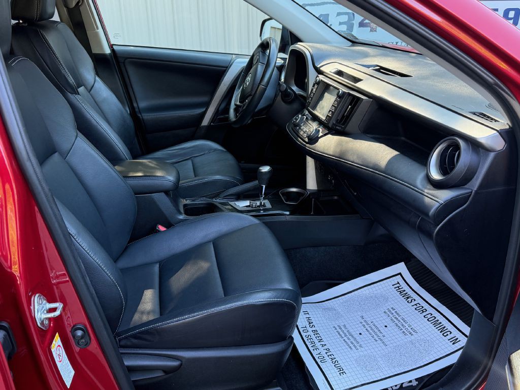 2016 Toyota Rav4 Image 8