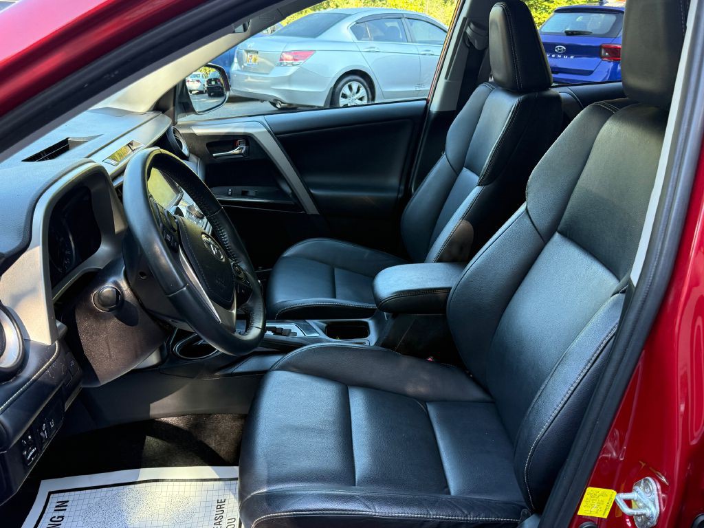 2016 Toyota Rav4 Image 11