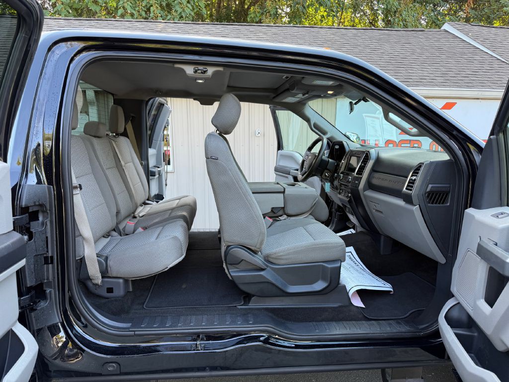2017 Ford F-250 Image 21