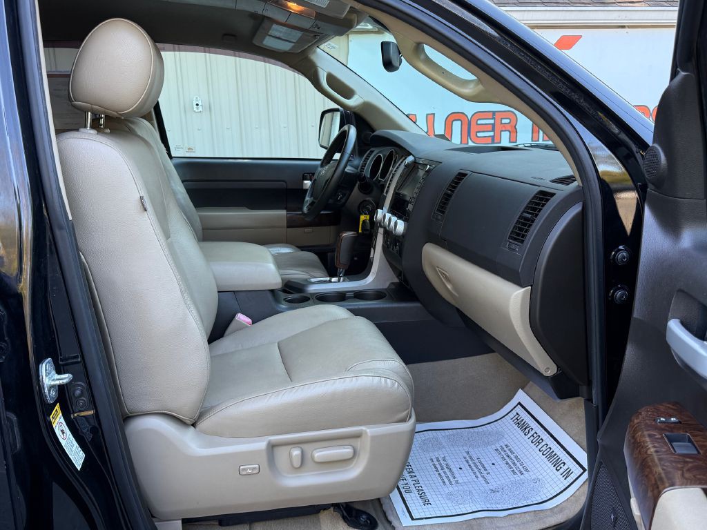 2011 Toyota Tundra Image 16