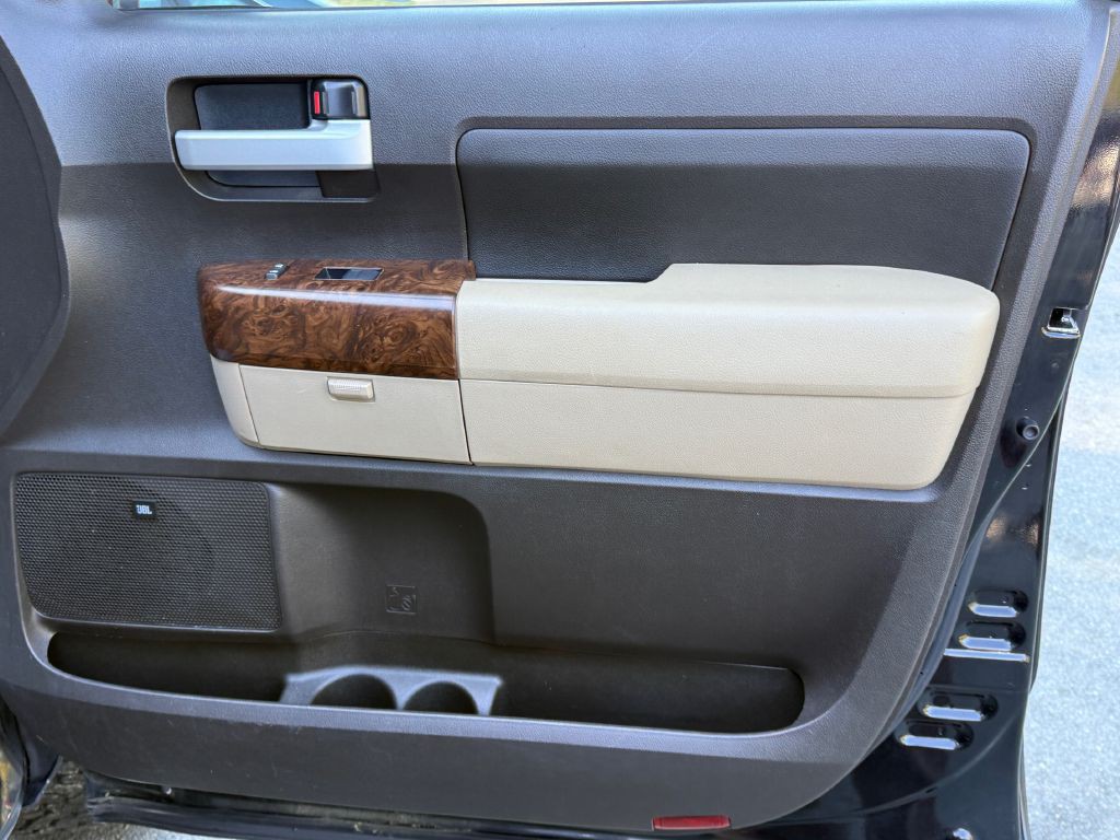 2011 Toyota Tundra Image 17
