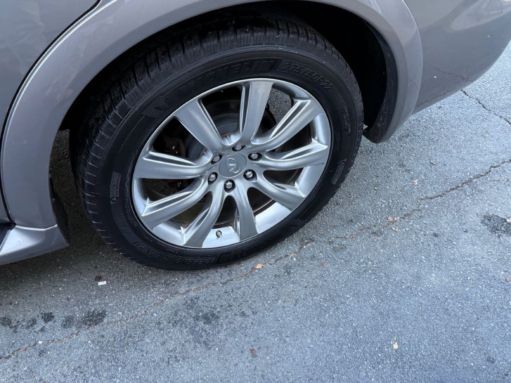 2019 INFINITI QX80 Image 7