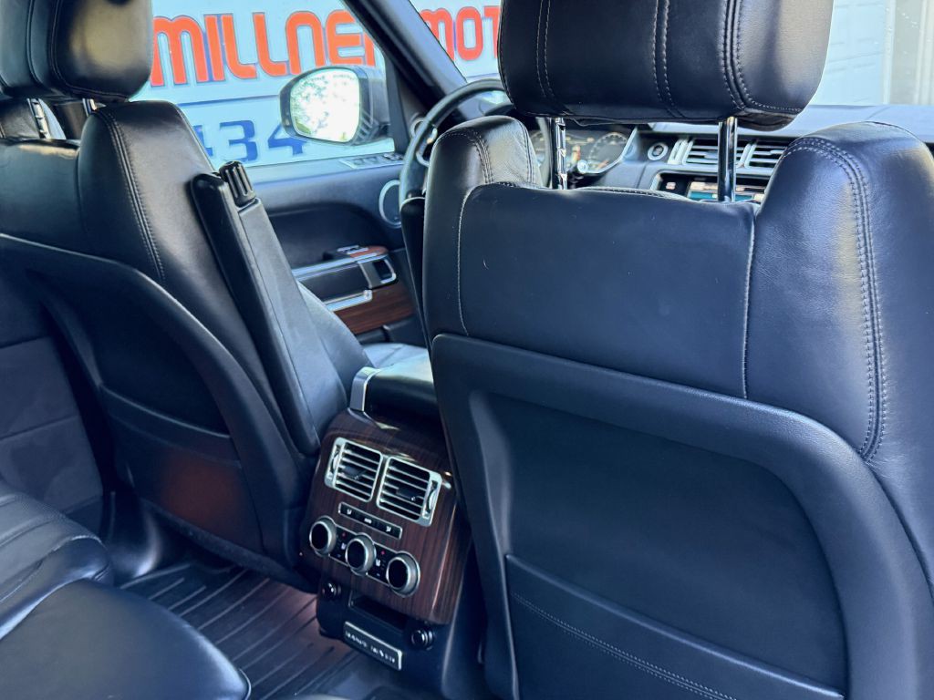2015 Land Rover Range Rover Image 17