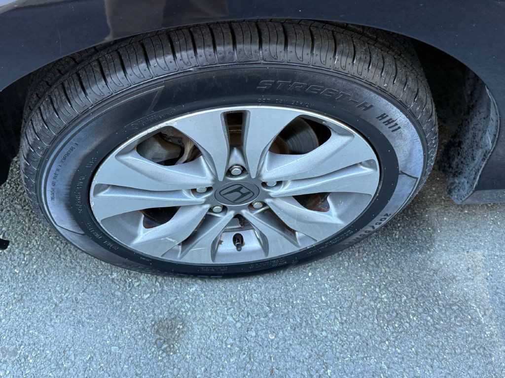 2015 Honda Accord Image 23