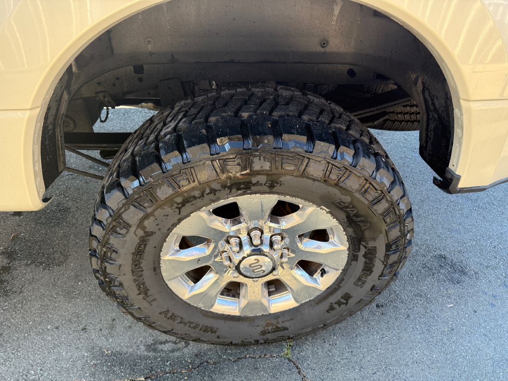 2017 Ford F-250 Image 25