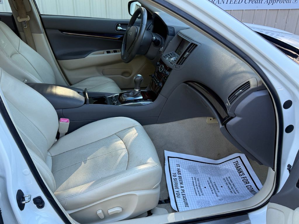 2013 INFINITI G37 Image 14