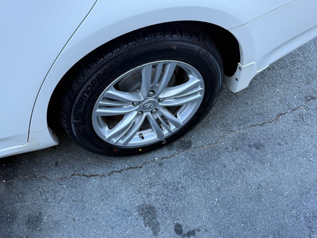 2013 INFINITI G37 Image 18