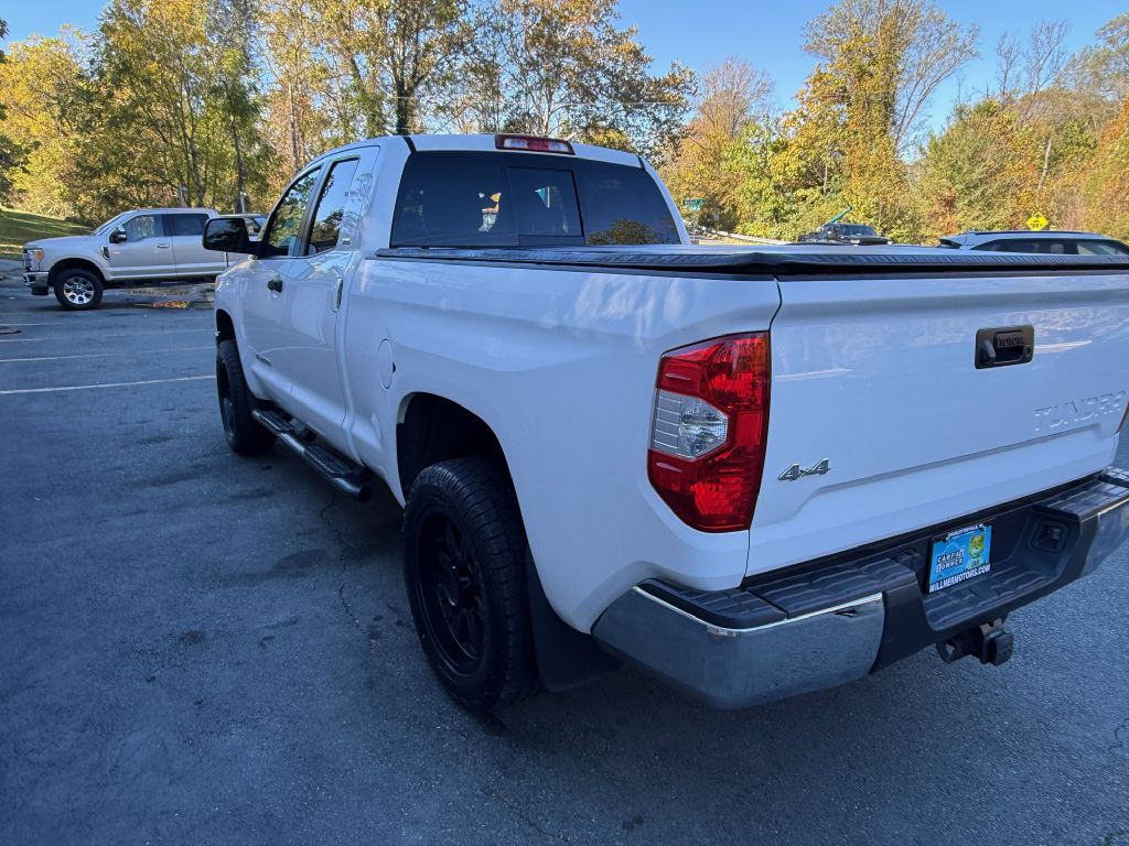 2017 Toyota Tundra Image 6