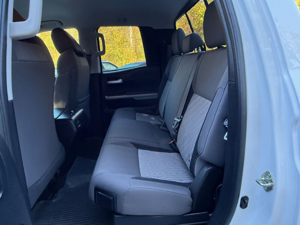 2017 Toyota Tundra Image 14