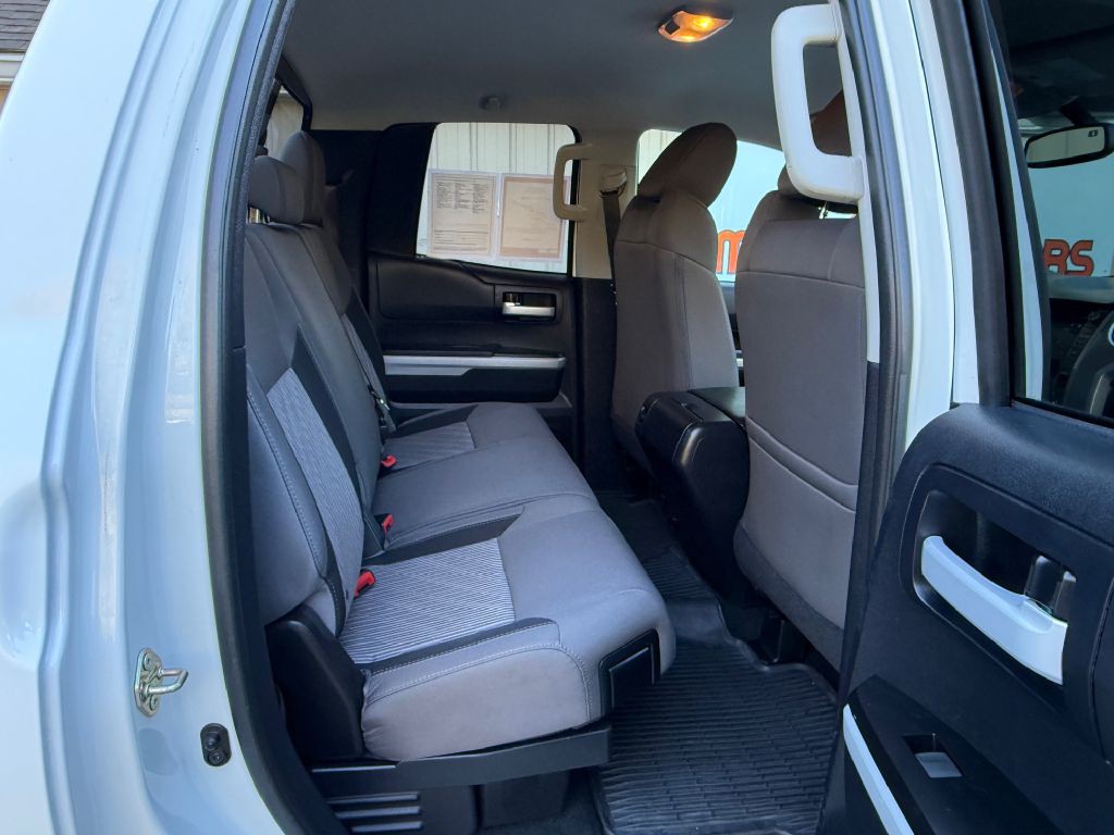 2017 Toyota Tundra Image 17