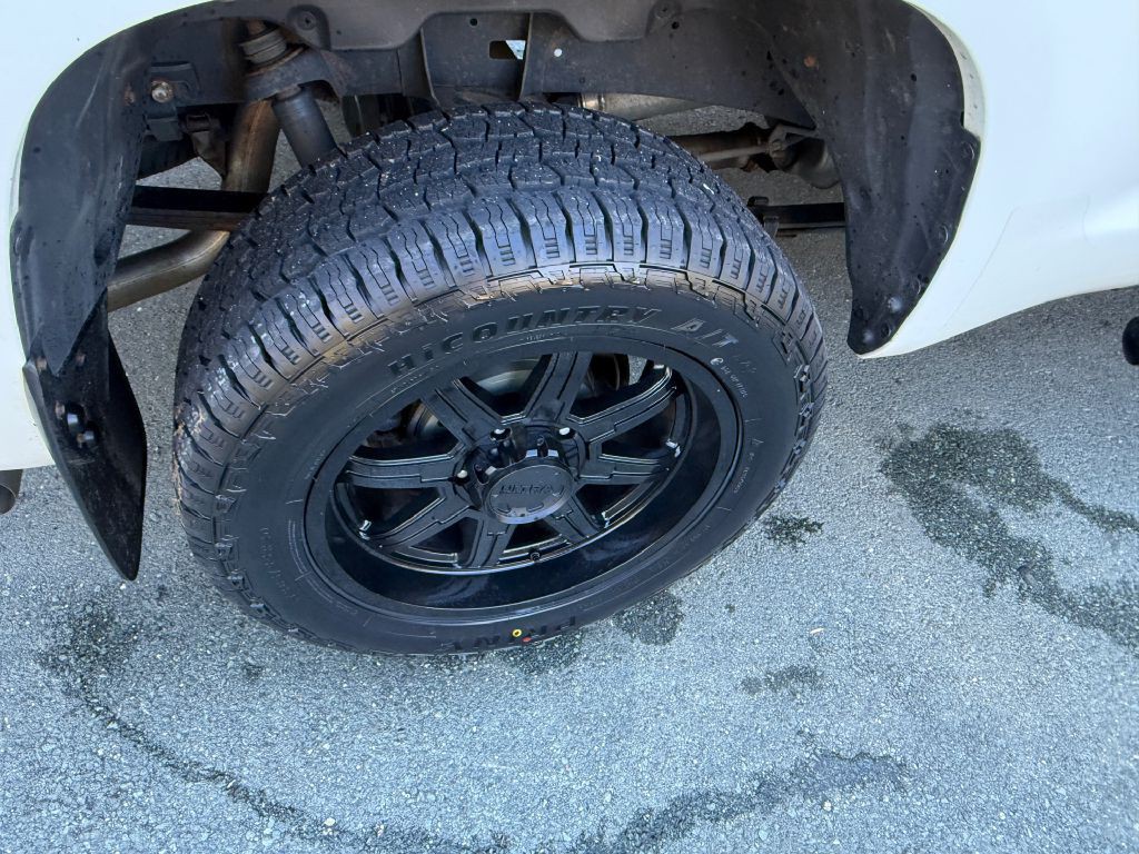 2017 Toyota Tundra Image 20
