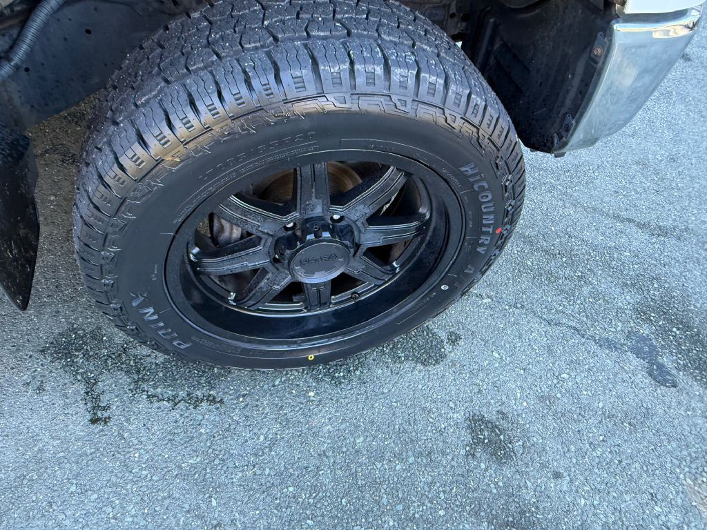 2017 Toyota Tundra Image 23