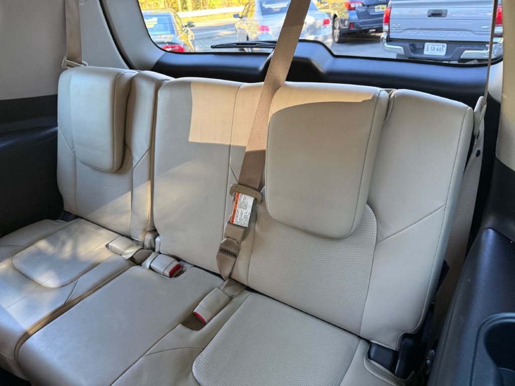 2018 Nissan Armada Image 14