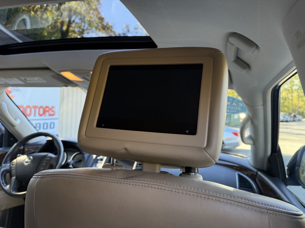 2018 Nissan Armada Image 19