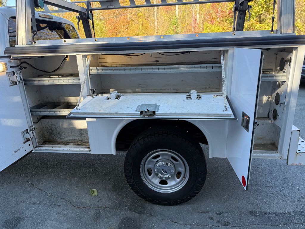 2016 Ford F-350 Image 7
