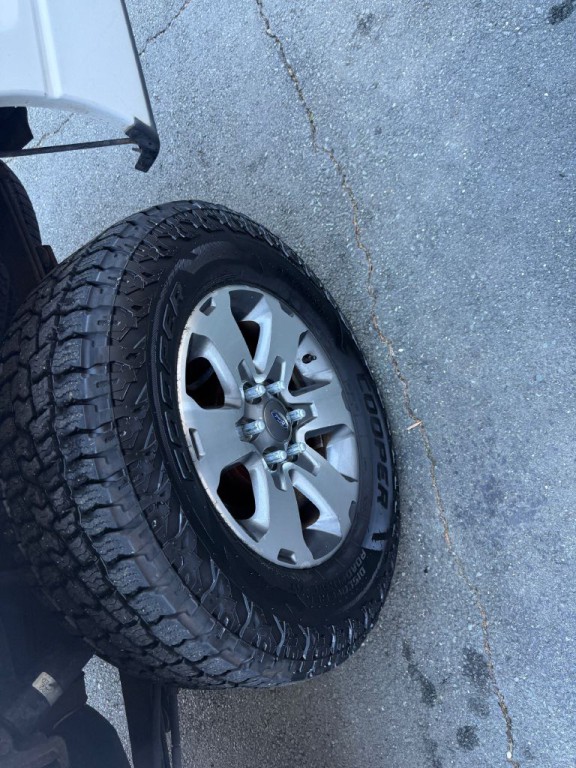 2012 Ford F-150 Image 12