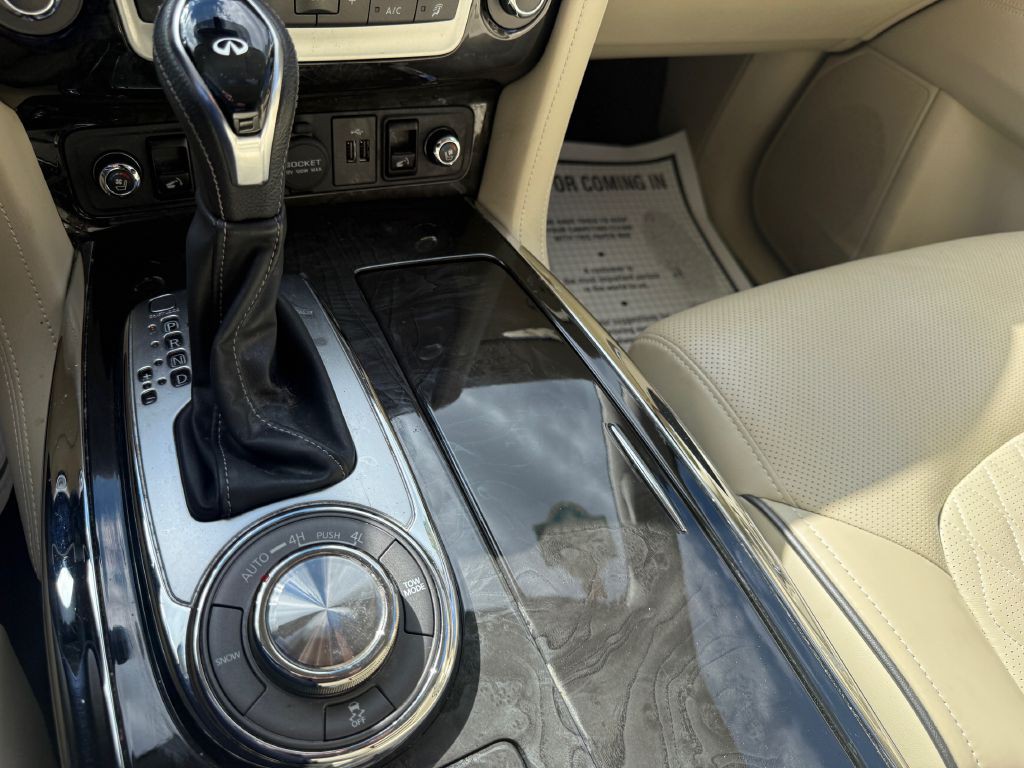 2019 INFINITI QX80 Image 11