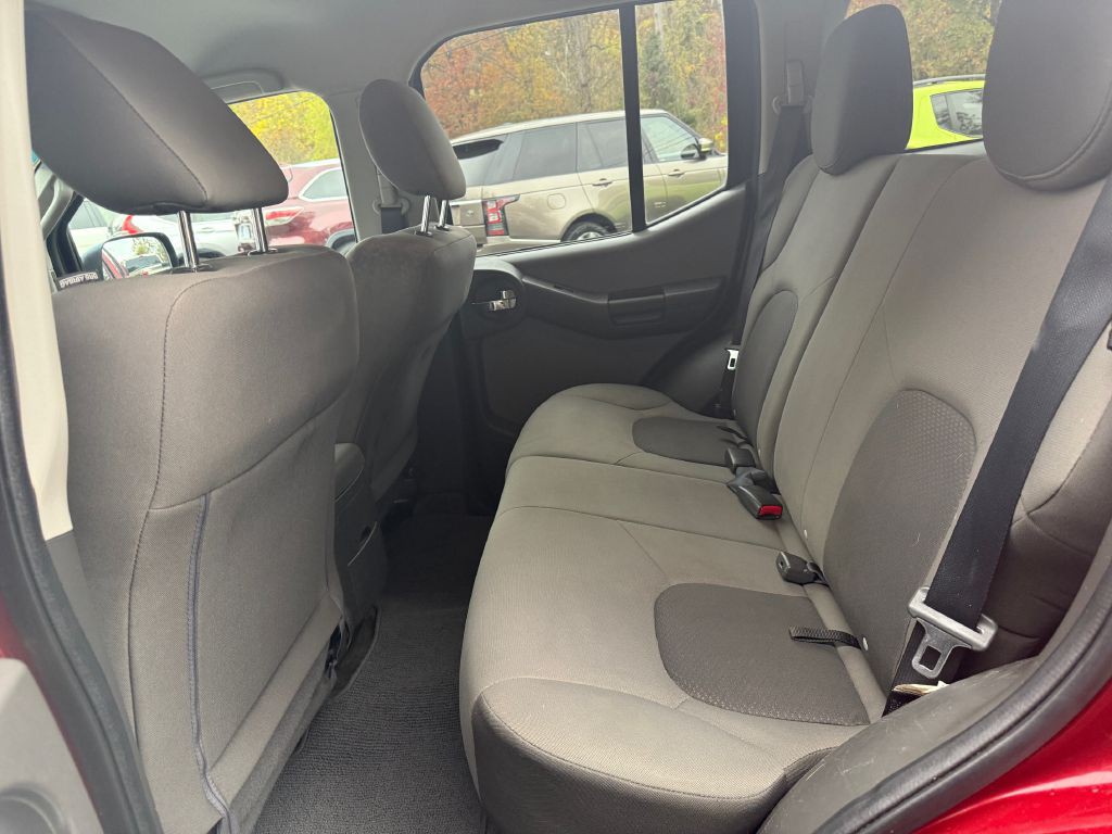 2015 Nissan Xterra Image 14