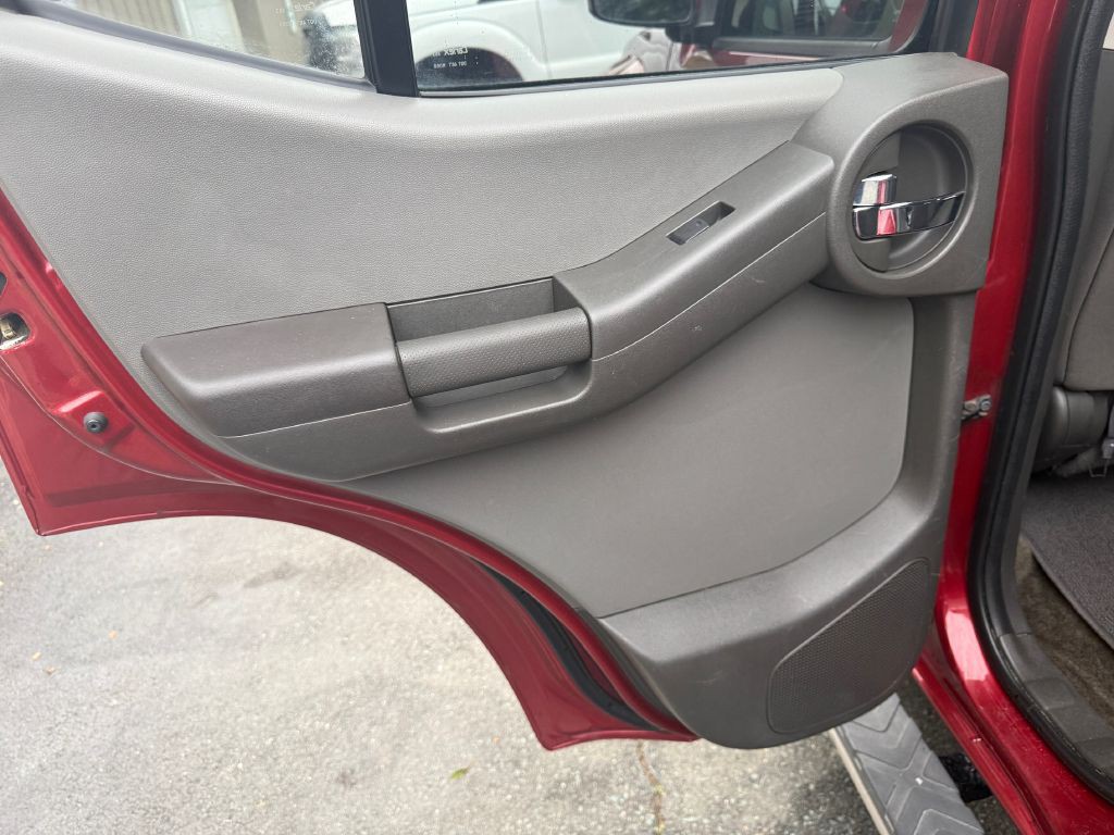 2015 Nissan Xterra Image 15