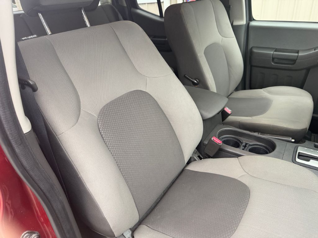 2015 Nissan Xterra Image 16