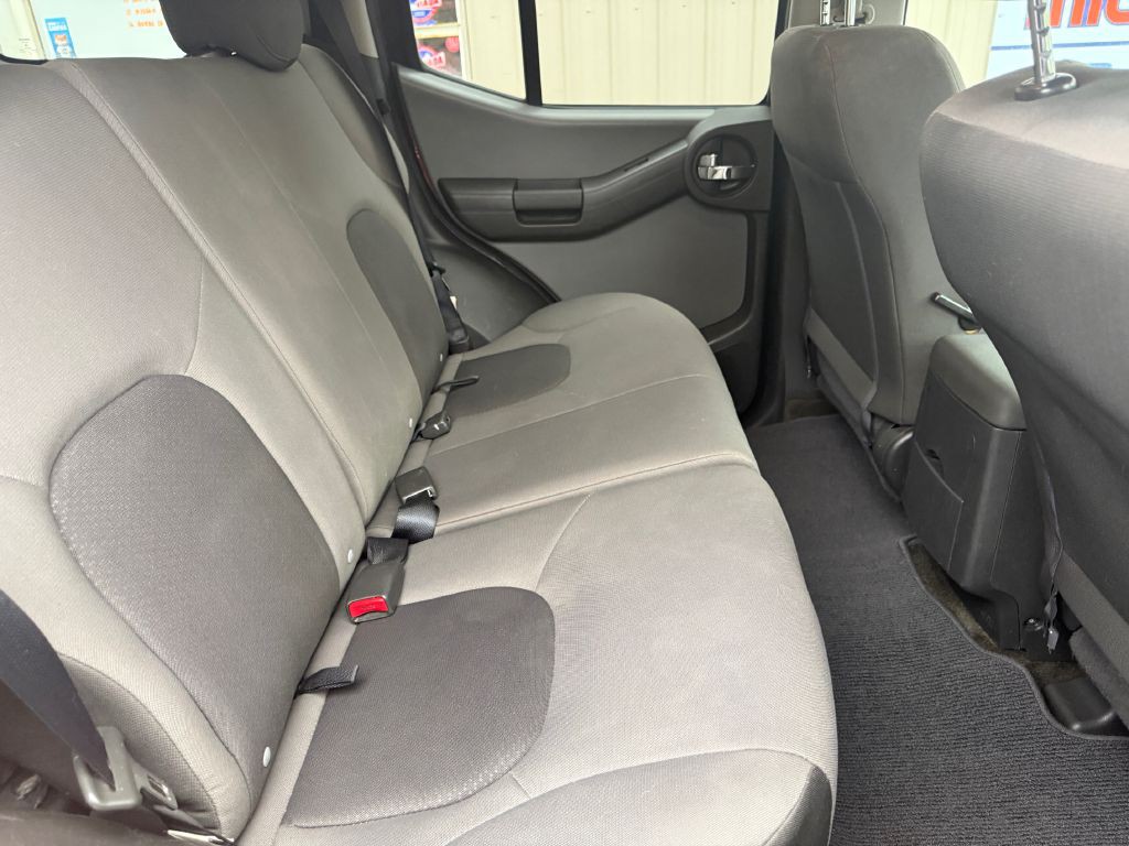 2015 Nissan Xterra Image 19