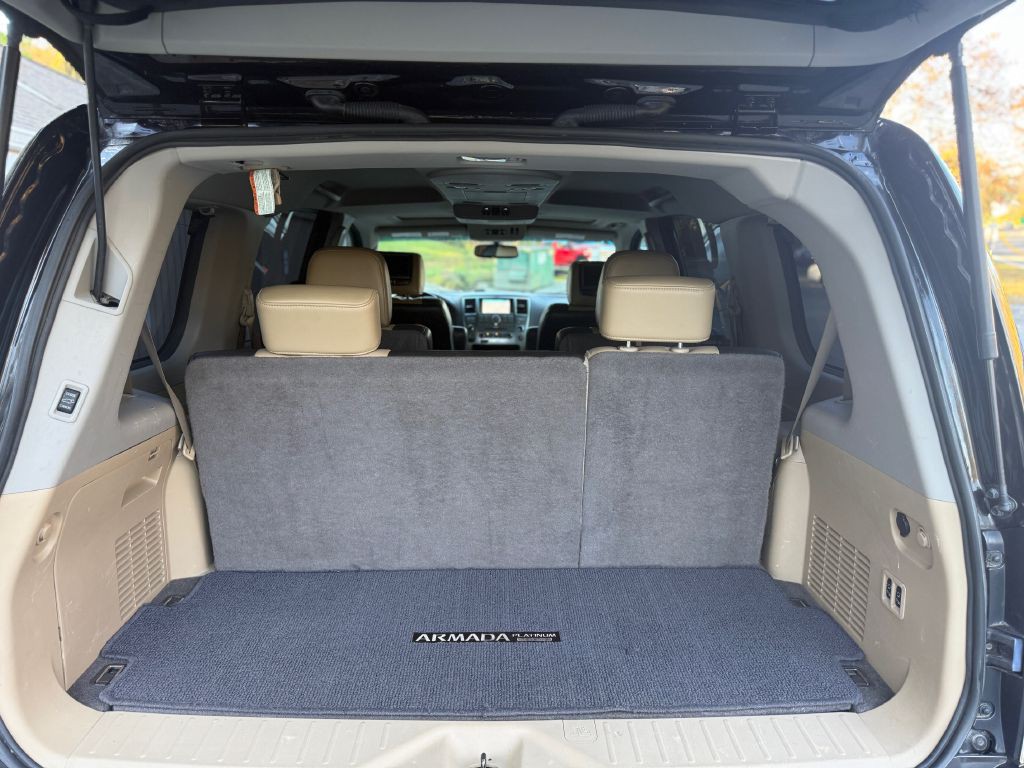 2015 Nissan Armada Image 11