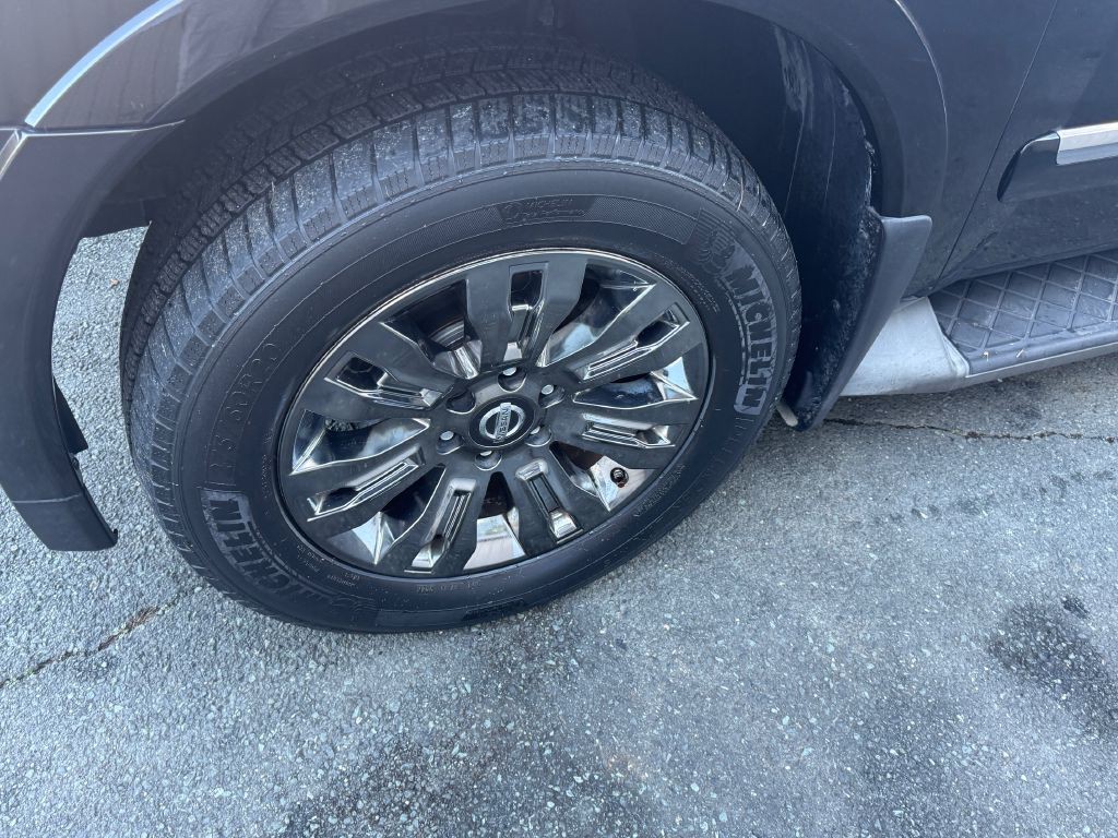 2015 Nissan Armada Image 23