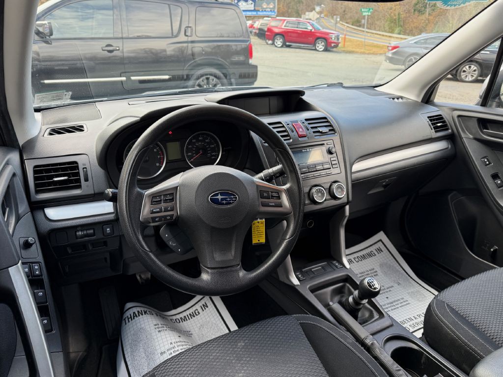 2014 Subaru Forester Image 11