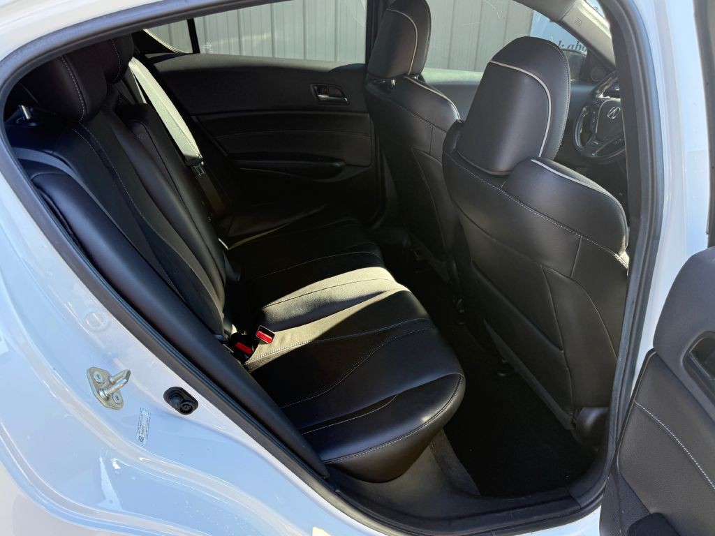 2020 Acura ILX Image 15