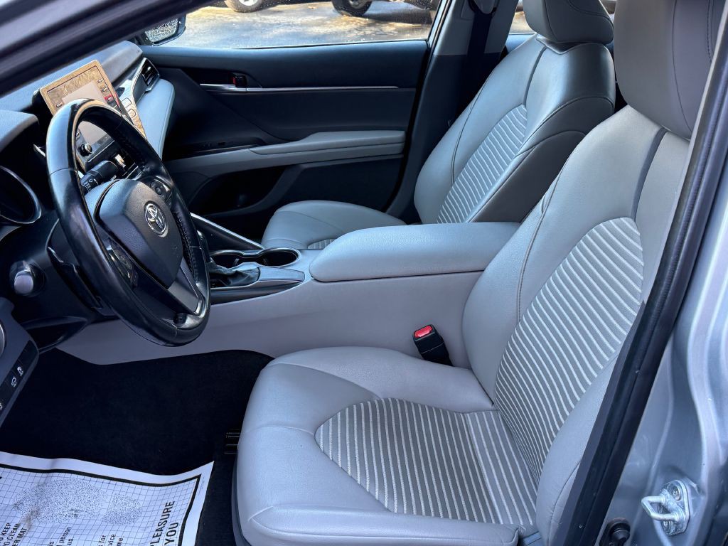 2021 Toyota Camry Image 10