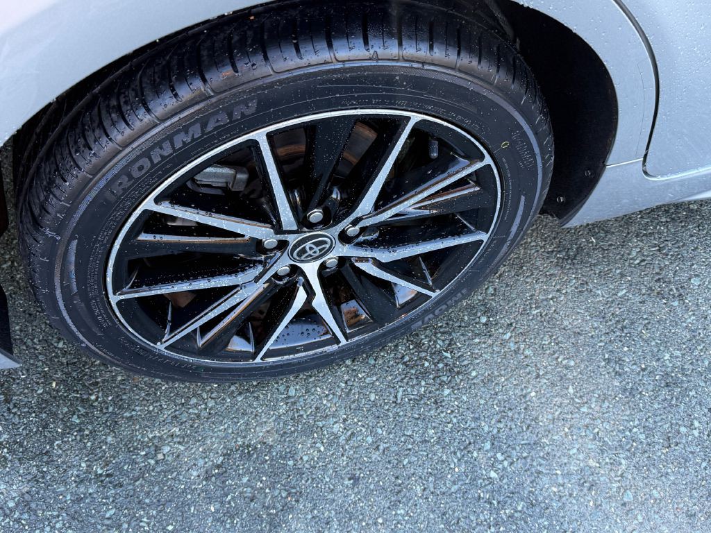 2021 Toyota Camry Image 16