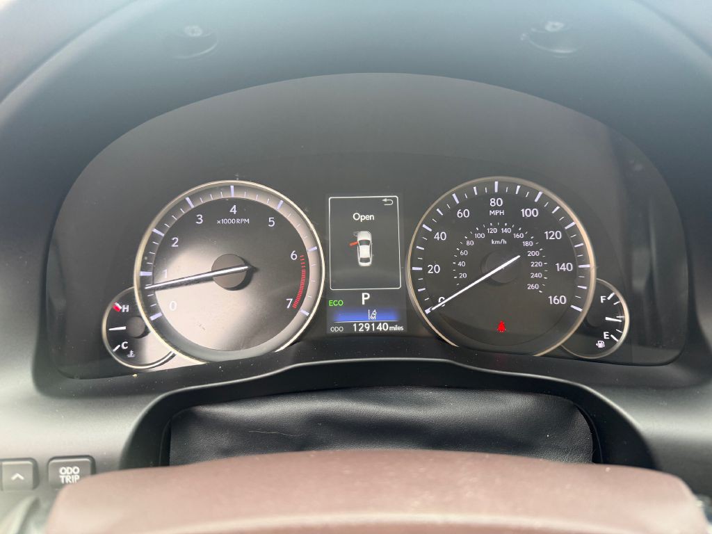 2017 Lexus ES Image 10