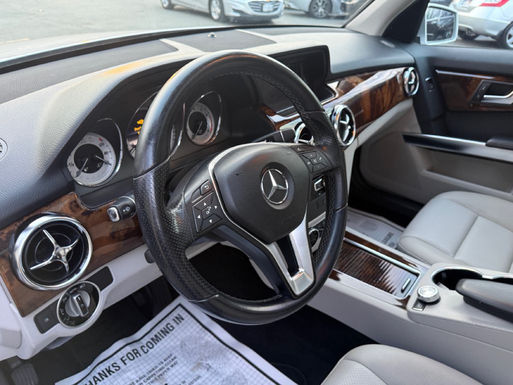 2013 Mercedes-Benz GLK-Class Image 10