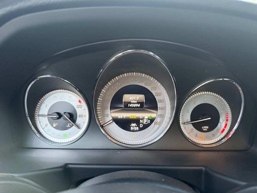 2013 Mercedes-Benz GLK-Class Image 11