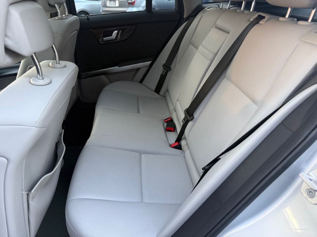 2013 Mercedes-Benz GLK-Class Image 15