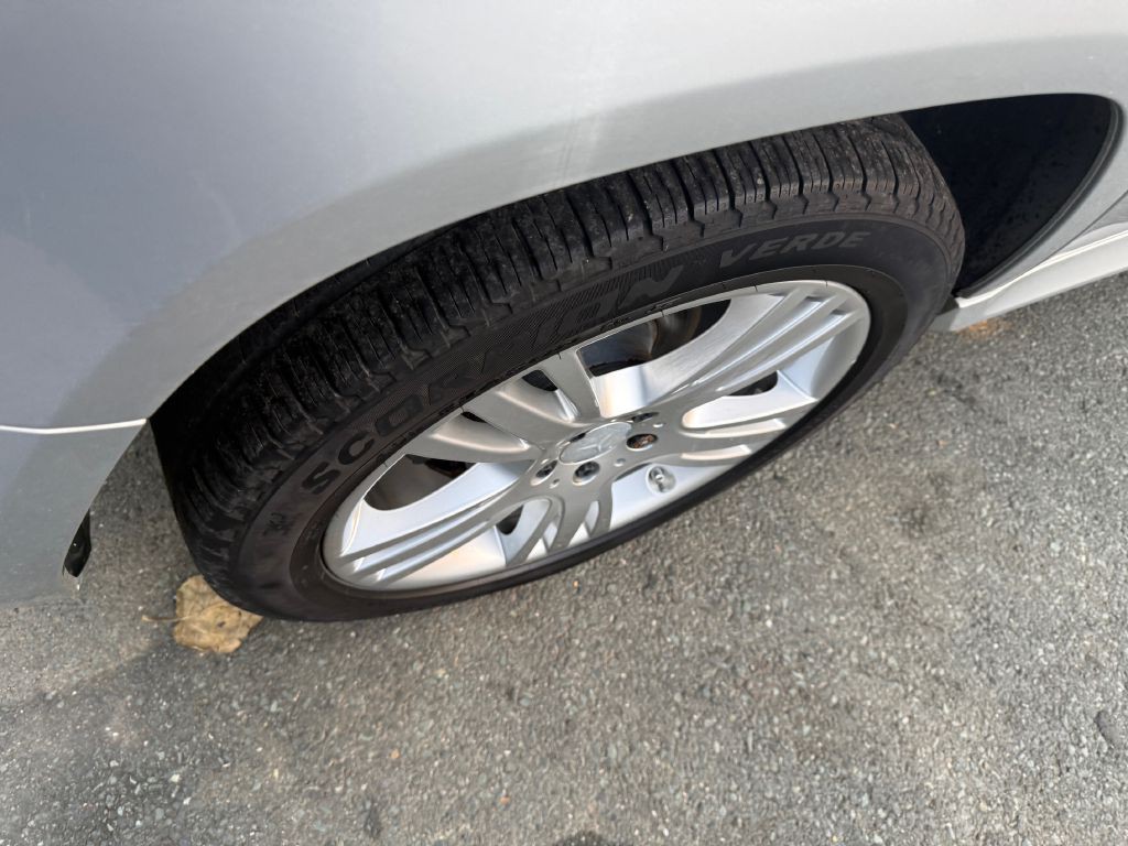 2013 Mercedes-Benz GLK-Class Image 22