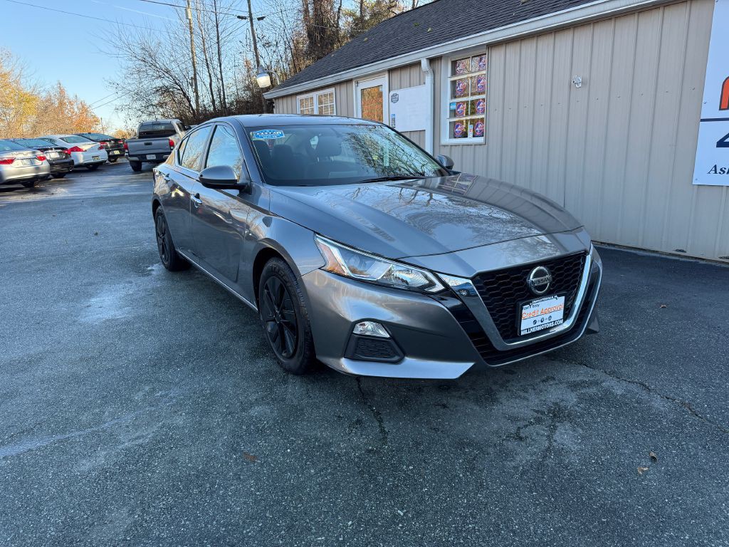 2020 Nissan Altima Image 2