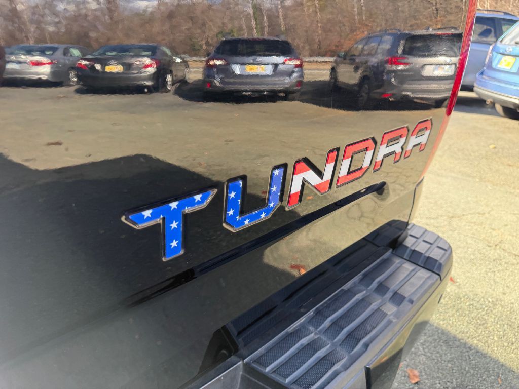 2015 Toyota Tundra Image 8